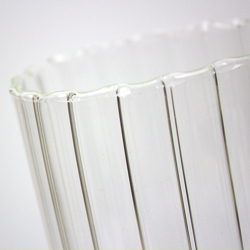 gold medal supplier custom clear Vertical stripes edges kettle Glass bottle Juice pot