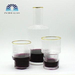 Golden Pattern Vertical Stripes Phnom Penh Glass Bottle Red Wine Decanter Set