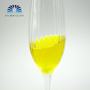 Banquete Vertical Ridge Champagne Wine Glass Stemware