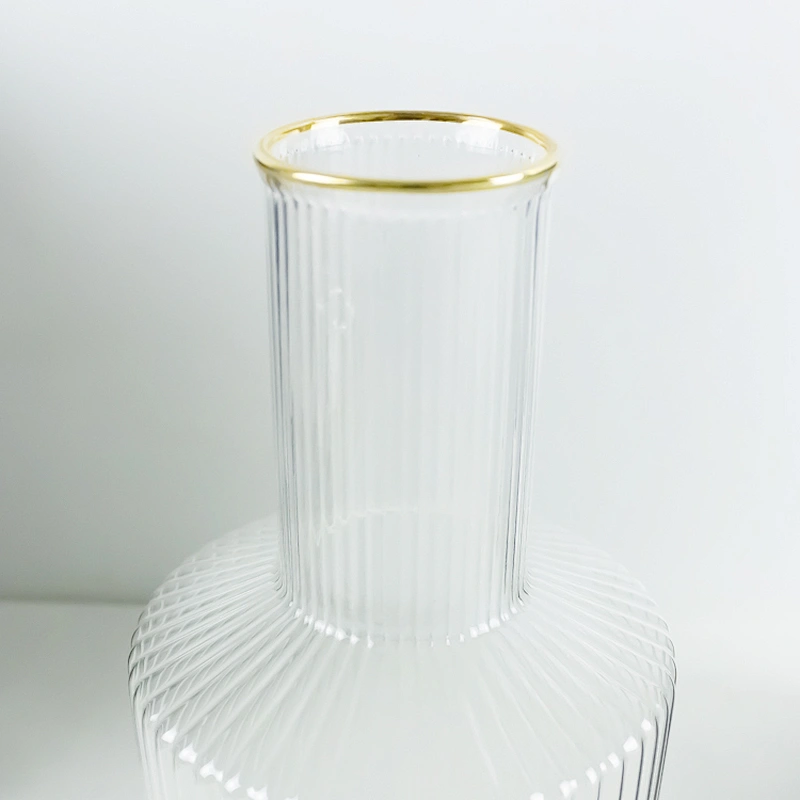 Golden Pattern Vertical Stripes Phnom Penh Glass Bottle Red Wine Decanter