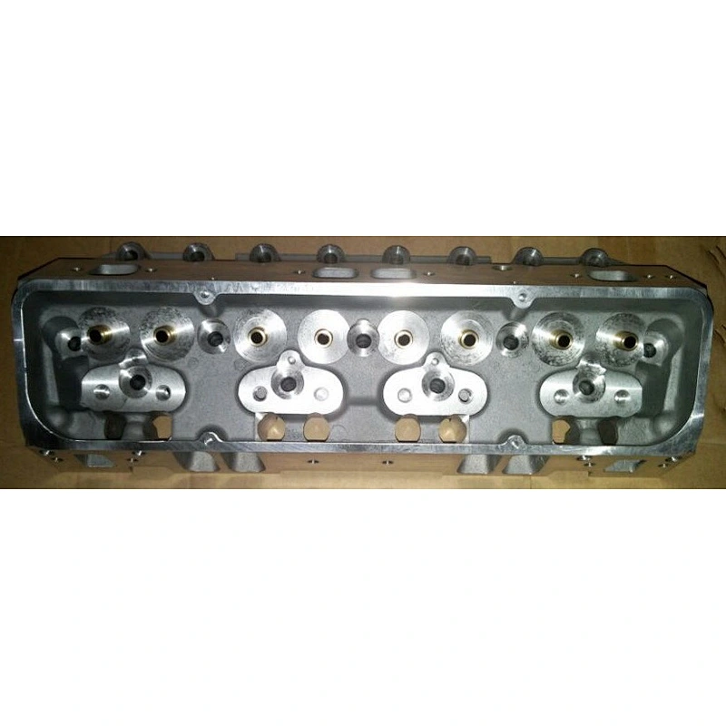 CYLINDER HEAD CHEVROLET SMALL BLOCK ANGLE PLUG