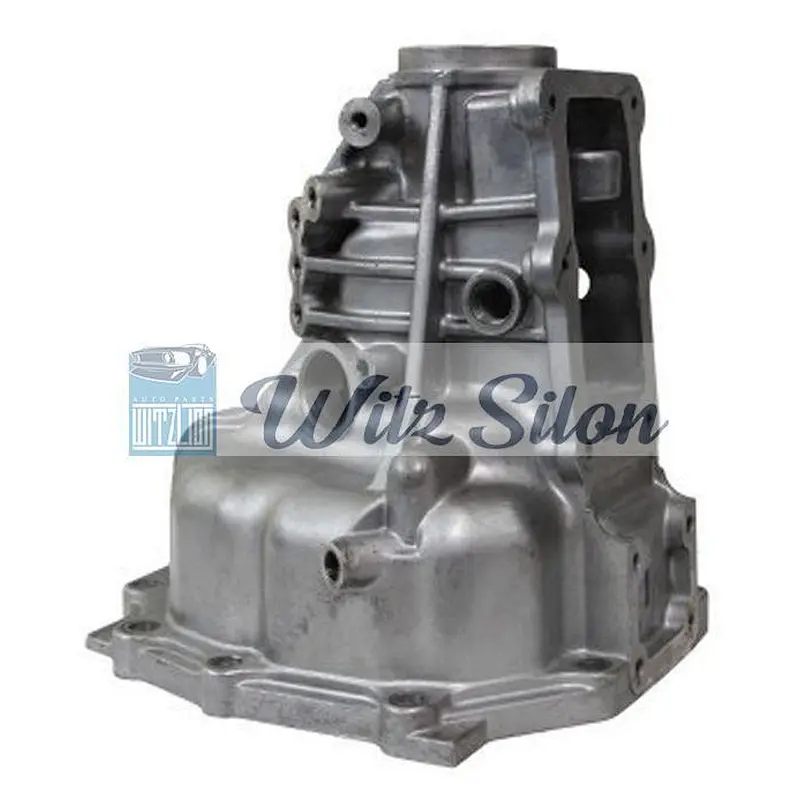 2TR/2KD Hiace Quantum Rear Cover