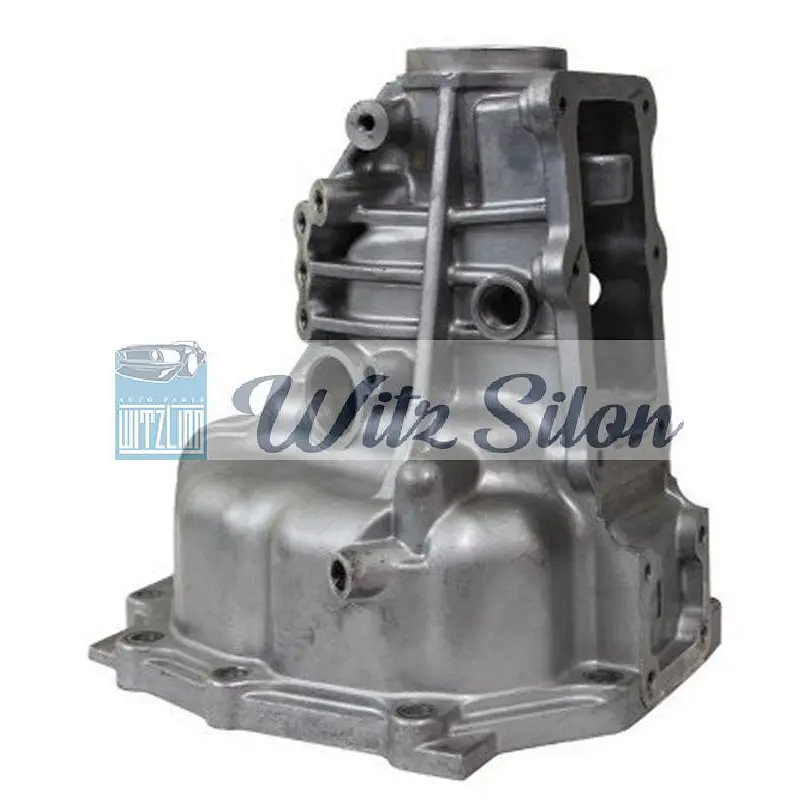 2TR/2KD Hiace Quantum Rear Cover