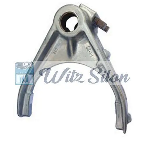 4HG1-T ISUZUNKR71HD/MYY5T5/R Gear Fork