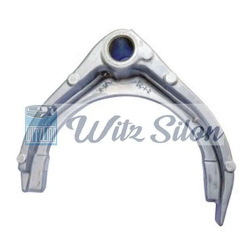 4HG1-T ISUZUNKR71 HD/MYY5T 3/4 Gear Fork