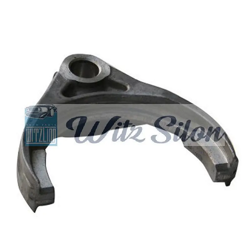 4Y/1RZ/2L/3L Hilux 4x4 3/4 Gear Fork