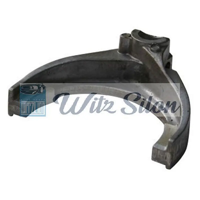4Y/1RZ/2L/3L Hilux 4x4 Fifth Gear Fork