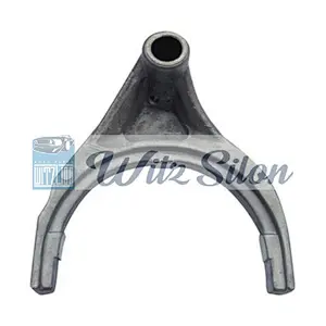 4JB1 NKR 5/R Gear Fork