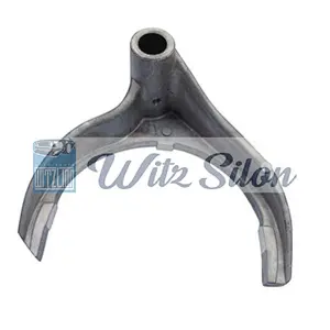 4JB1 NKR 1/2 Gear Fork