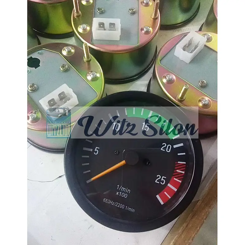 TACHOMETER