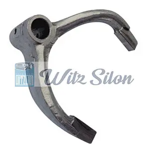 4JA1 TFR54 3/4 Gear Fork-Iron