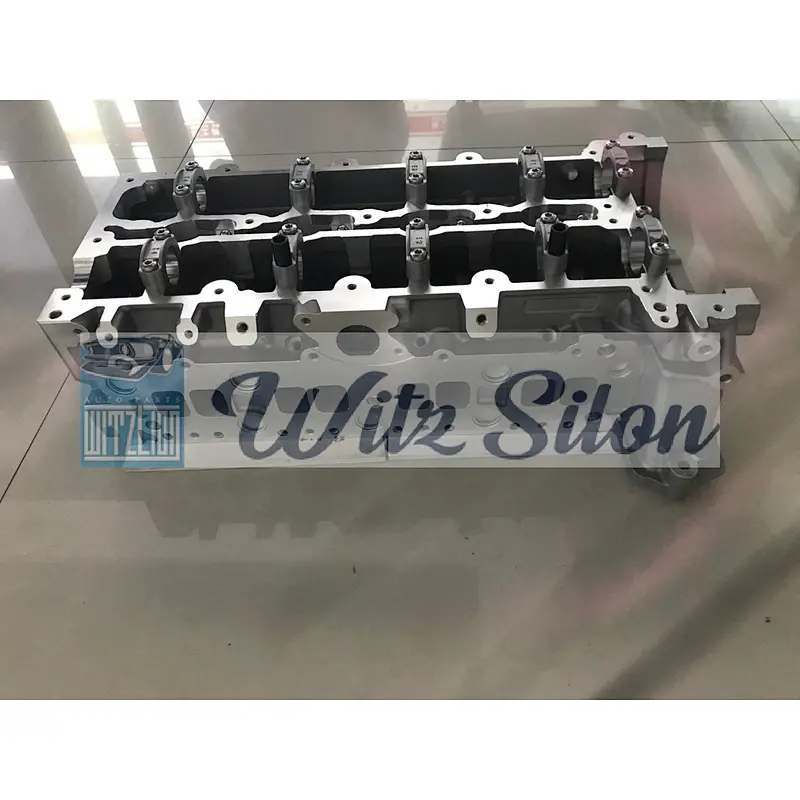 CYLINDER HEAD A6510101120 / 908723 OM651911 / Mercedes W212 E-Class 09-13 2,2 CDI