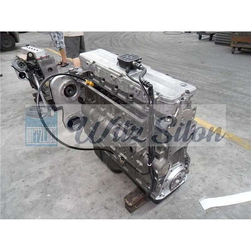 Manufacturer 8.9L Diesel Engine Long Motors ISL Long Block