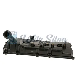 nissans engine valve cover parts 13264-7S000
