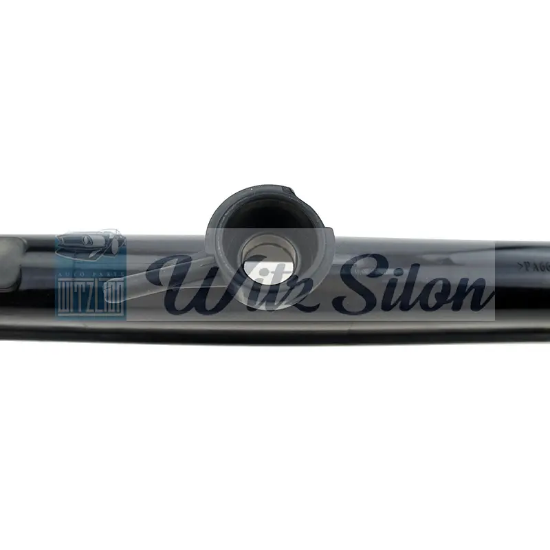 The used car accessories of the cooling system of radiator plastic top tanks manufactures for ISUZU small car