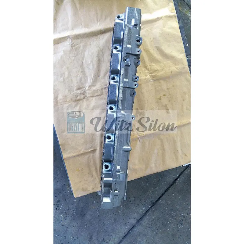 8.9L Engine Cast Iron ISLE Cylinder head 4942138