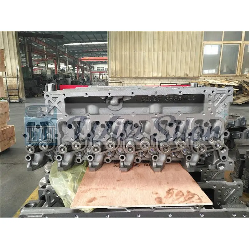 5.9L Heavy duty truck 3997773 ISBE 5.9 Cylinder Head Assy