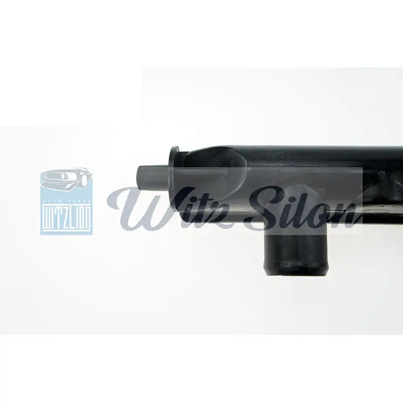The used car accessories of the cooling system of the radiator plastic top tanks for MAZDA MILLENIA car