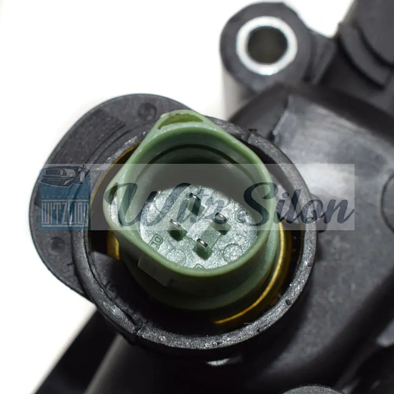 Engine Coolant Thermostat Housing Fits VWs AUDIs SKODAs MAZDAs Bora Flight Golf Mk4 Mk5 06A121111A