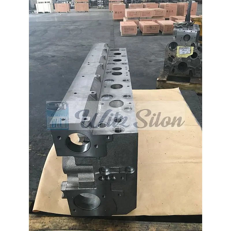 ISX15 4962732 isx parts cylinder head 4962731
