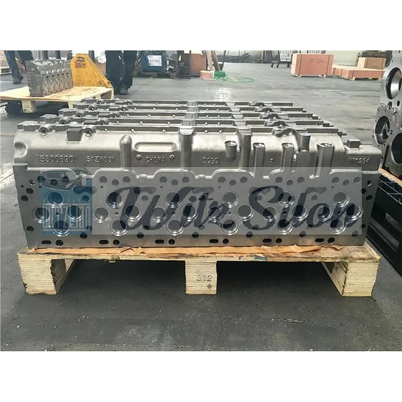 8.9L Engine Cast Iron ISLE Cylinder head 4942138