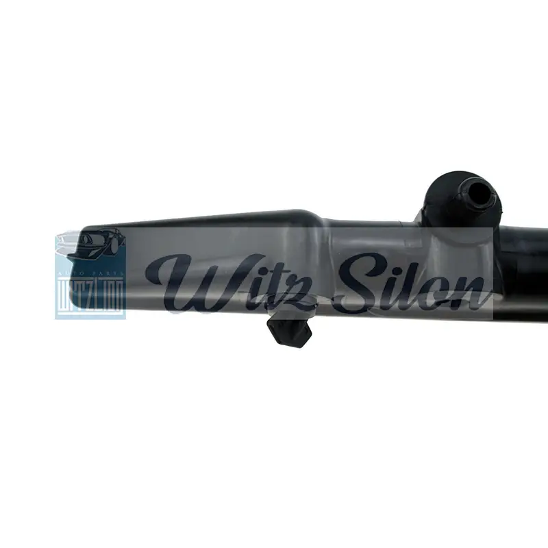 the used car accessories of the cooling system of the radiator plastic top tanks manufactures factory for NISSAN small car