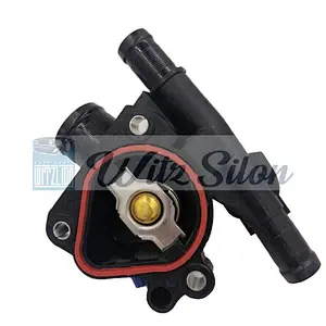 Engine Coolant Thermostat Housing Assembly Fits N-issans P-rimastars O-pels V-ivaros R-enaults T-rafics 8200781512 1106100Q0L
