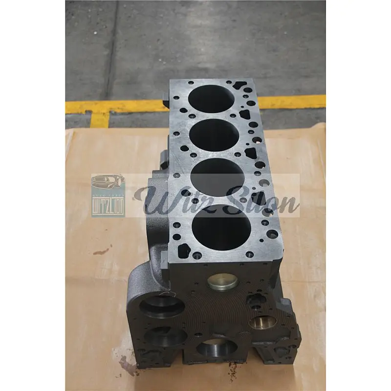 Genuine Quality 4BT Diesel Engine Parts Cylinder Block 3903920