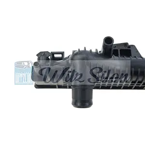 Hot sale & high quality car cooling water tank radiator plastic tank