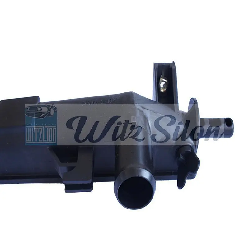Car Brass Plastic Upper Radiator Water Expansion Plastic Tanks