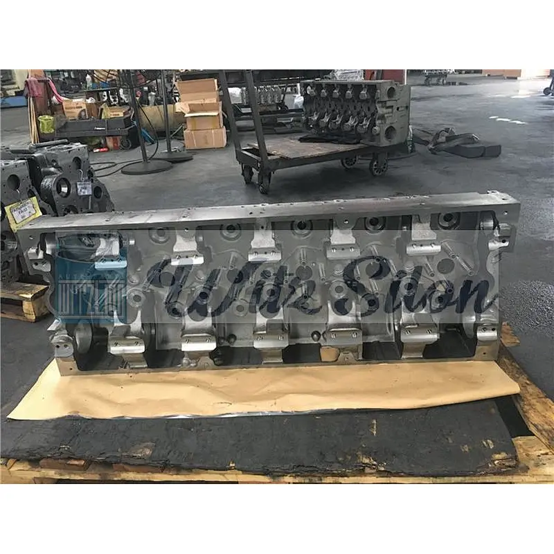 QSX15 ISX15 X15 4962731 4962732 Original Excavator cylinder head for diesel engine