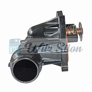 11532247019 11530139877 2247020 BMWs Thermostat Housing Assembly Water Flange Thermostat Cover