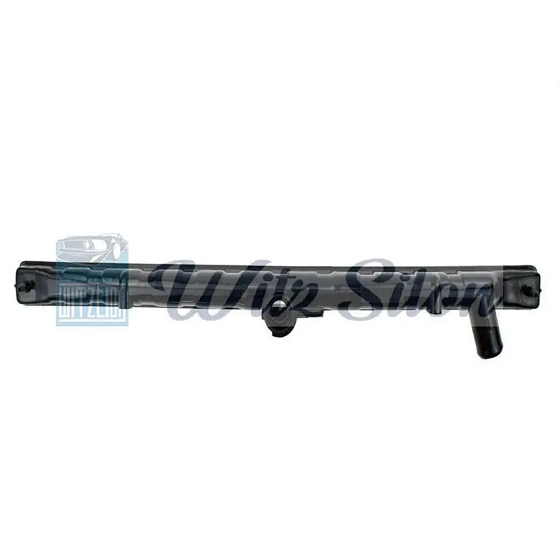 The used car accessories parts of cooling system of radiator plastic top tanks manufactures for NISSAN small car