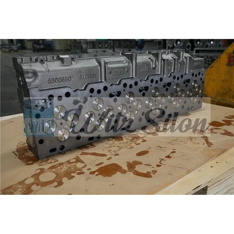 Auto cast iron 8.9L engine ISL cylinder head 4942138