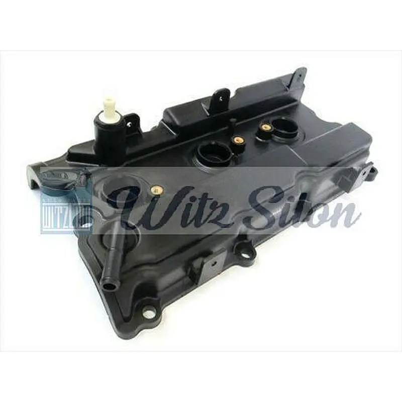 NEW  Nissan-s Engine Valve Cover  13264-7Y000