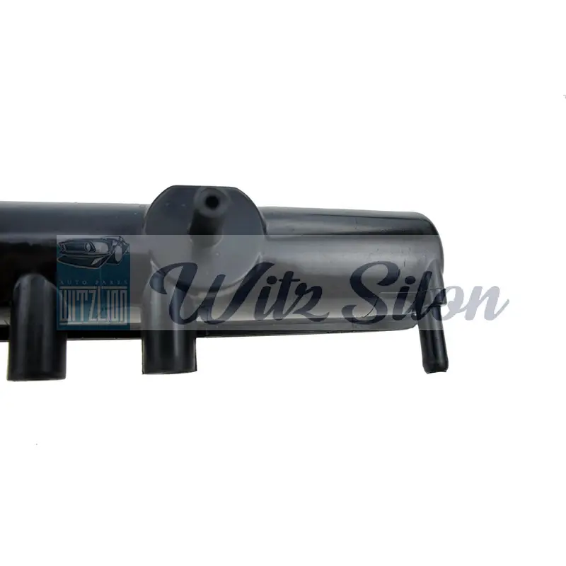 Radiator manufactures China Car radiator expansion tank plastic tanks for NISSAN BAJA car