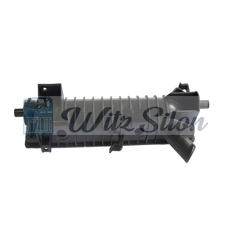 Radiator Plastic Tanks Machine Radiator Manufacturer Car Radiator Parts for FORD