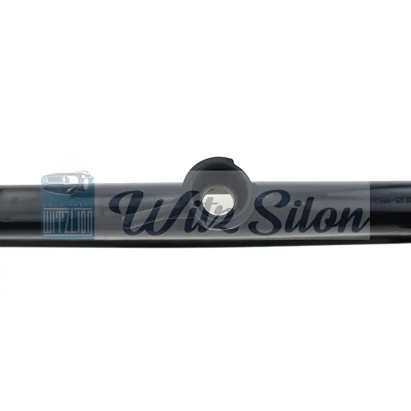 The used car accessories of the cooling system of the radiator plastic top tanks manuafactures for ISUZU Car