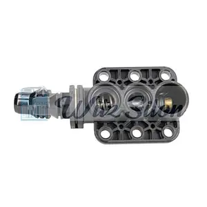 New Auto Transmission oil cooler Thermostat housing For BMWWS E60 E63 E64 E65 E66 E67 E70 17217559962 17127507982