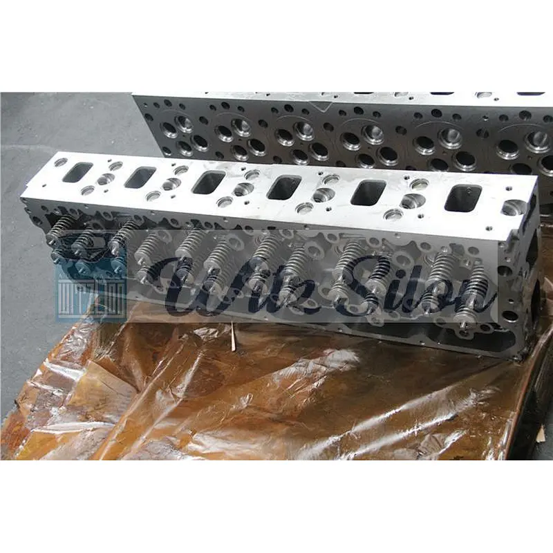 Cylinder Head D5010550544 for Dongfeng Renault DCi11 engine