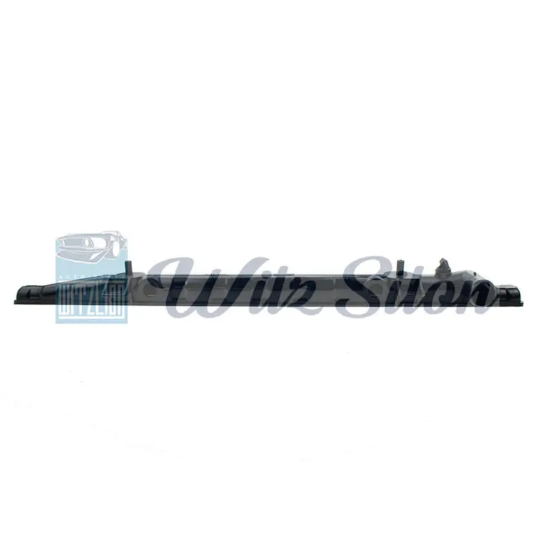 The used car accessories of cooling system of radiator plastic top tanks manufactures for NISSAN small car