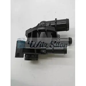 DS7Z8592F  auto thermostat housing parts
