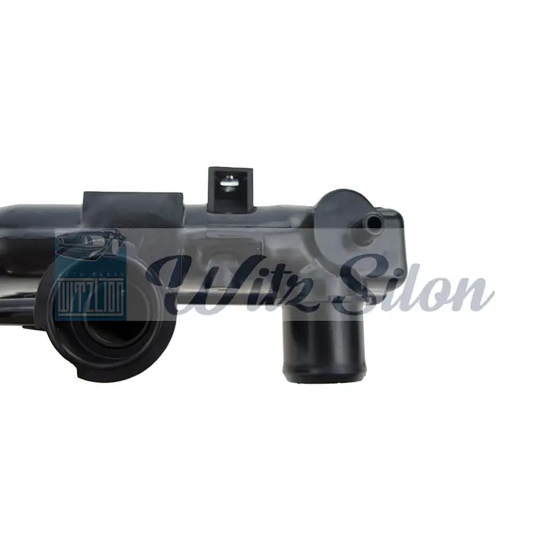 The used car accessories parts of cooling system of radiator plastic top tanks manufactures for NISSAN small car
