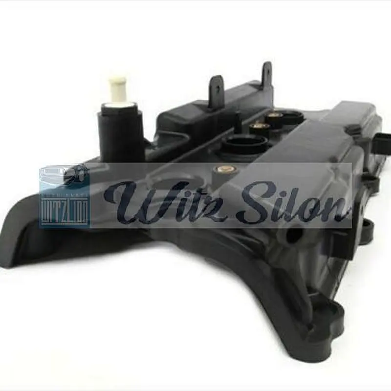 NEW  Nissan-s Engine Valve Cover  13264-7Y000