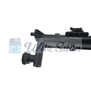 Hot sale & high quality car cooling water tank radiator plastic tank