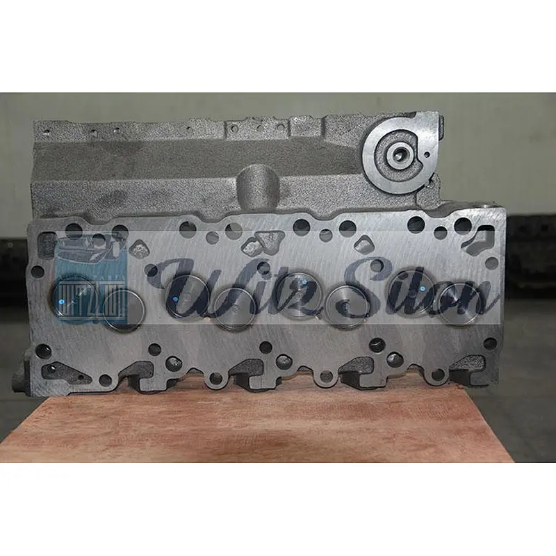 Chinese Factory Supply 3966448  3920005  3933370 4B 4BT 4BT3.9 Engine Cylinder Head Complete