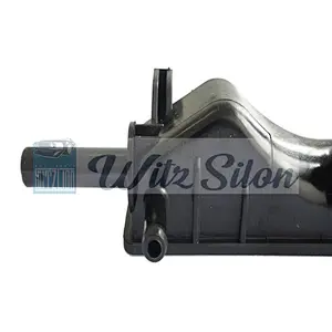 Plastic Radiator Tanks Top Radiator Water Surge Reserve Expansion Overflow Tank For Ford