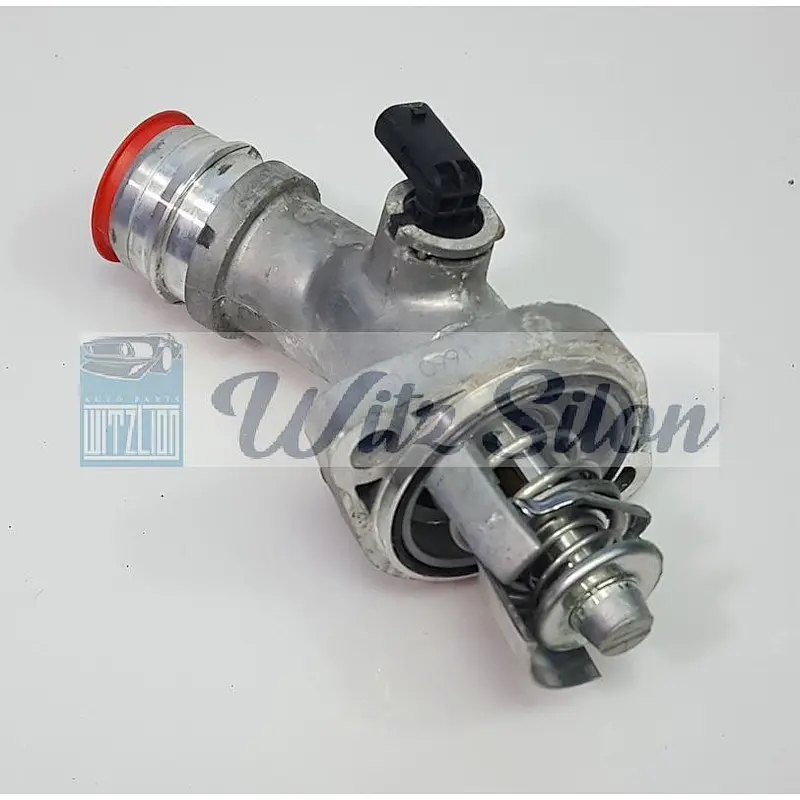 Thermostat housing for 2016 2017 Hyundaiais Elantraas 2.0L Engine OE 25500-2E085 255002E085 water flange