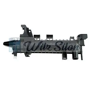 Radiator Coolant for Car Plastic Radiator Tanks Radiator Assembly Water Tank for RAM 3.7 4.7L