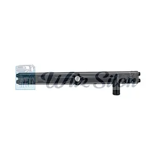 The used car accessories of the cooling system of the radiator plastic top tanks manuafactures for ISUZU Car